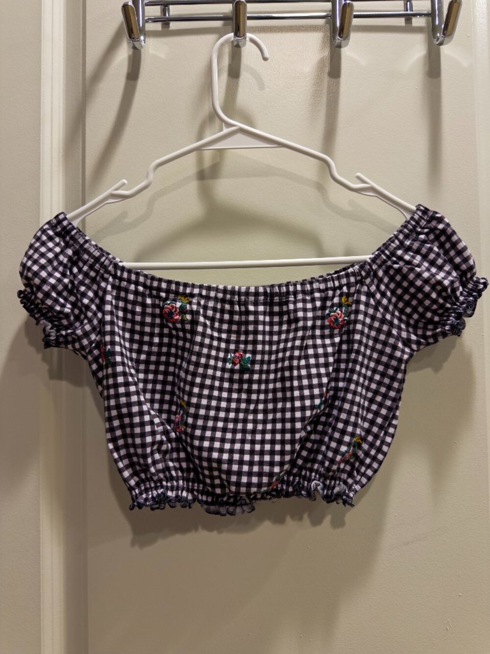 Kendall & Kylie Pacsun Crop Top